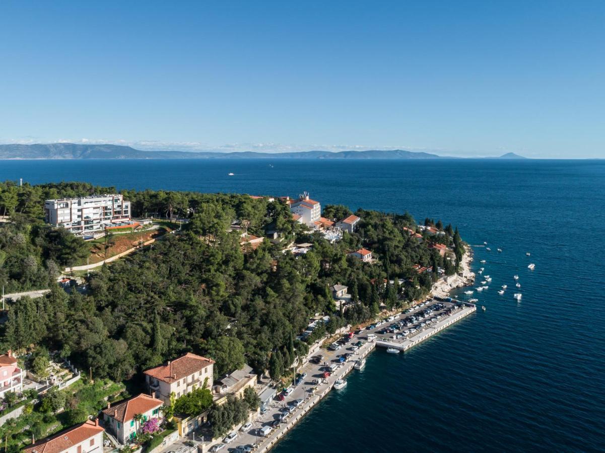 Park Hill Residences Rabac Eksteriør bilde